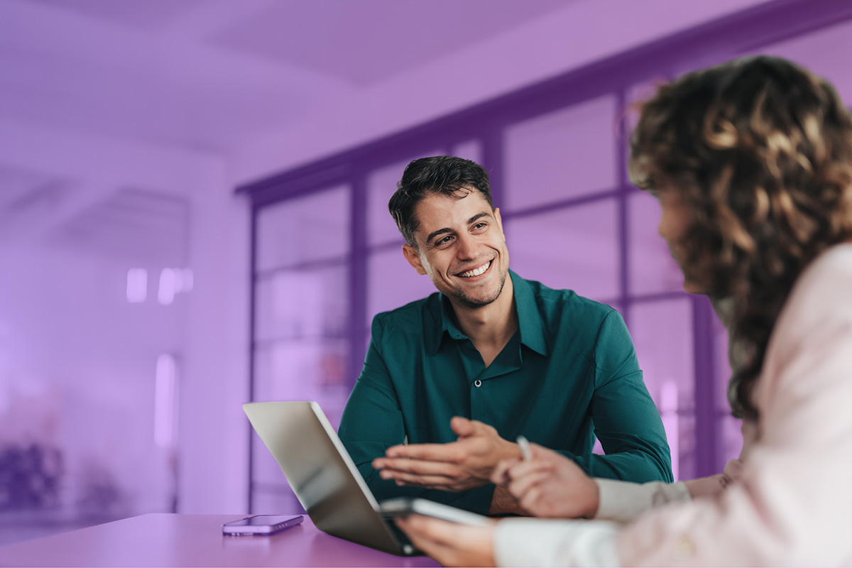 Business owners using Cloud-based HR Software Australia